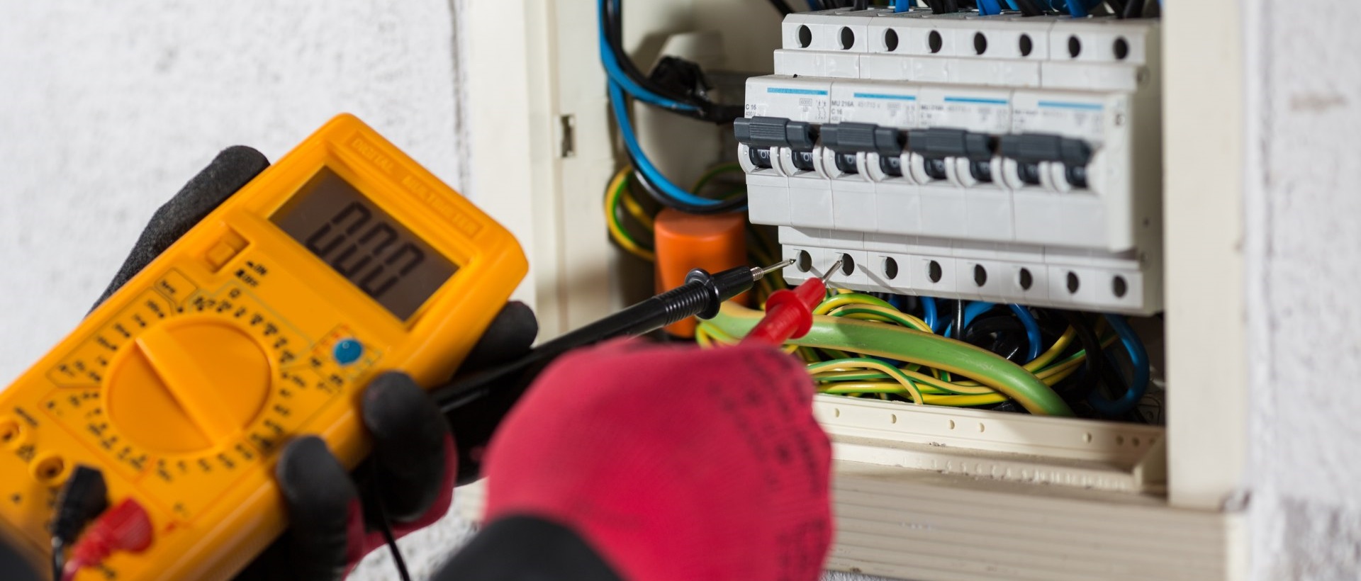 Electricians IG11