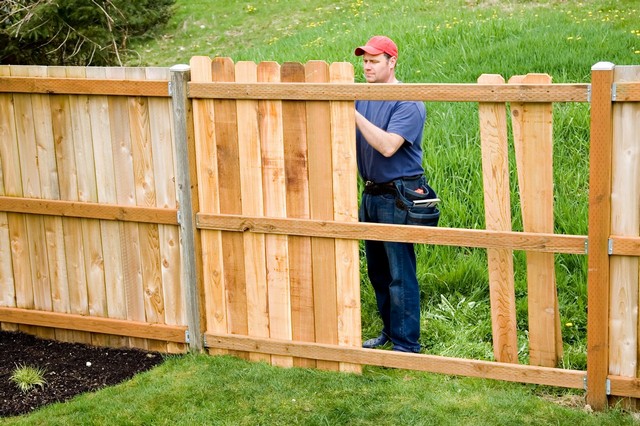 Fencing Barking, Creekmouth, IG11